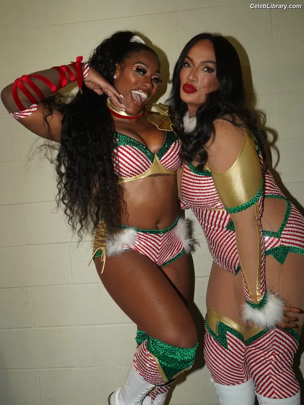Nia Jax photo 18 of 522