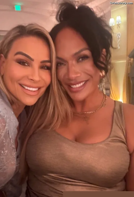 Nia Jax photo 18 of 522