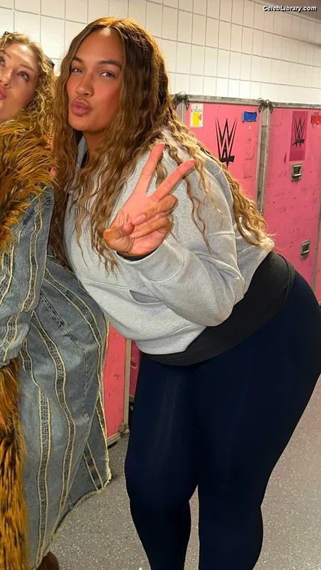 Nia Jax photo 20 of 522