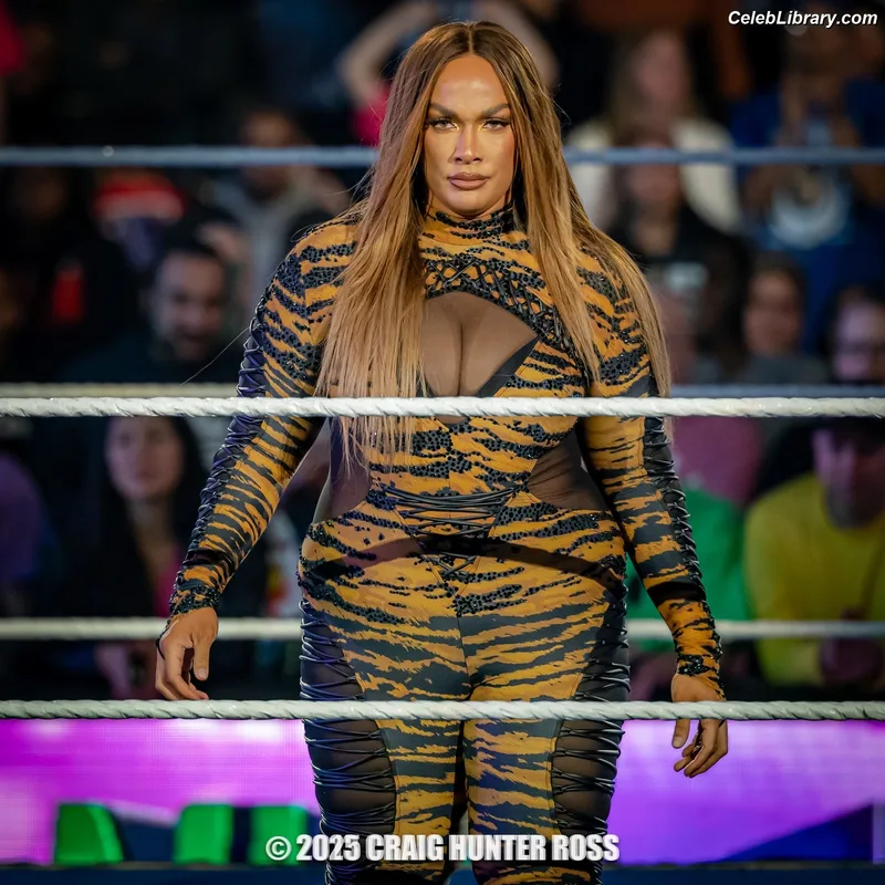 Nia Jax photo 17 of 522