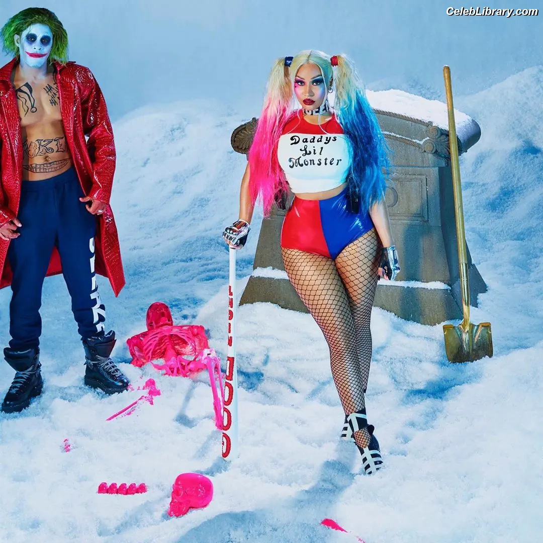 Nicki Minaj photo 19 of 1009