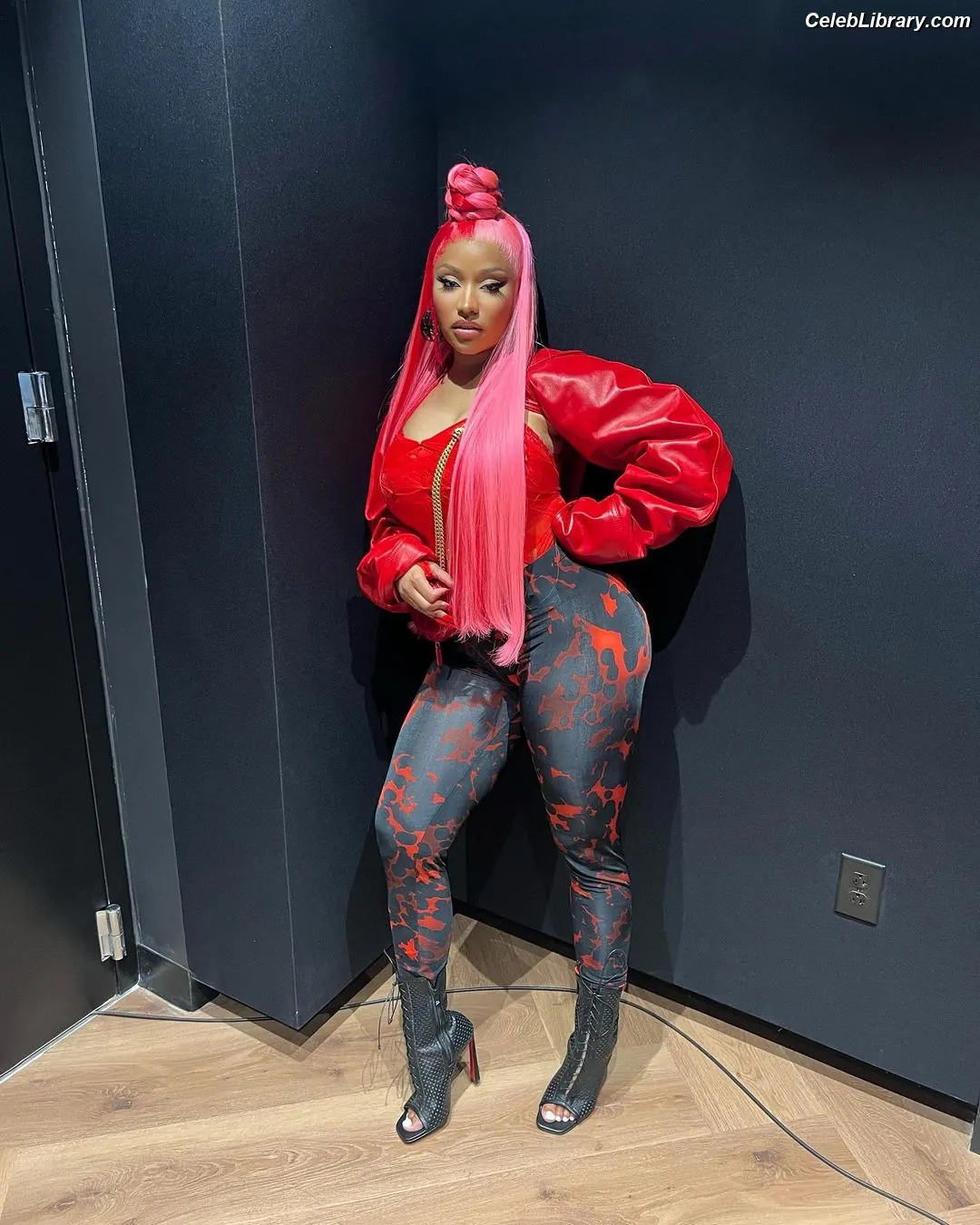 Nicki Minaj photo 14 of 1009