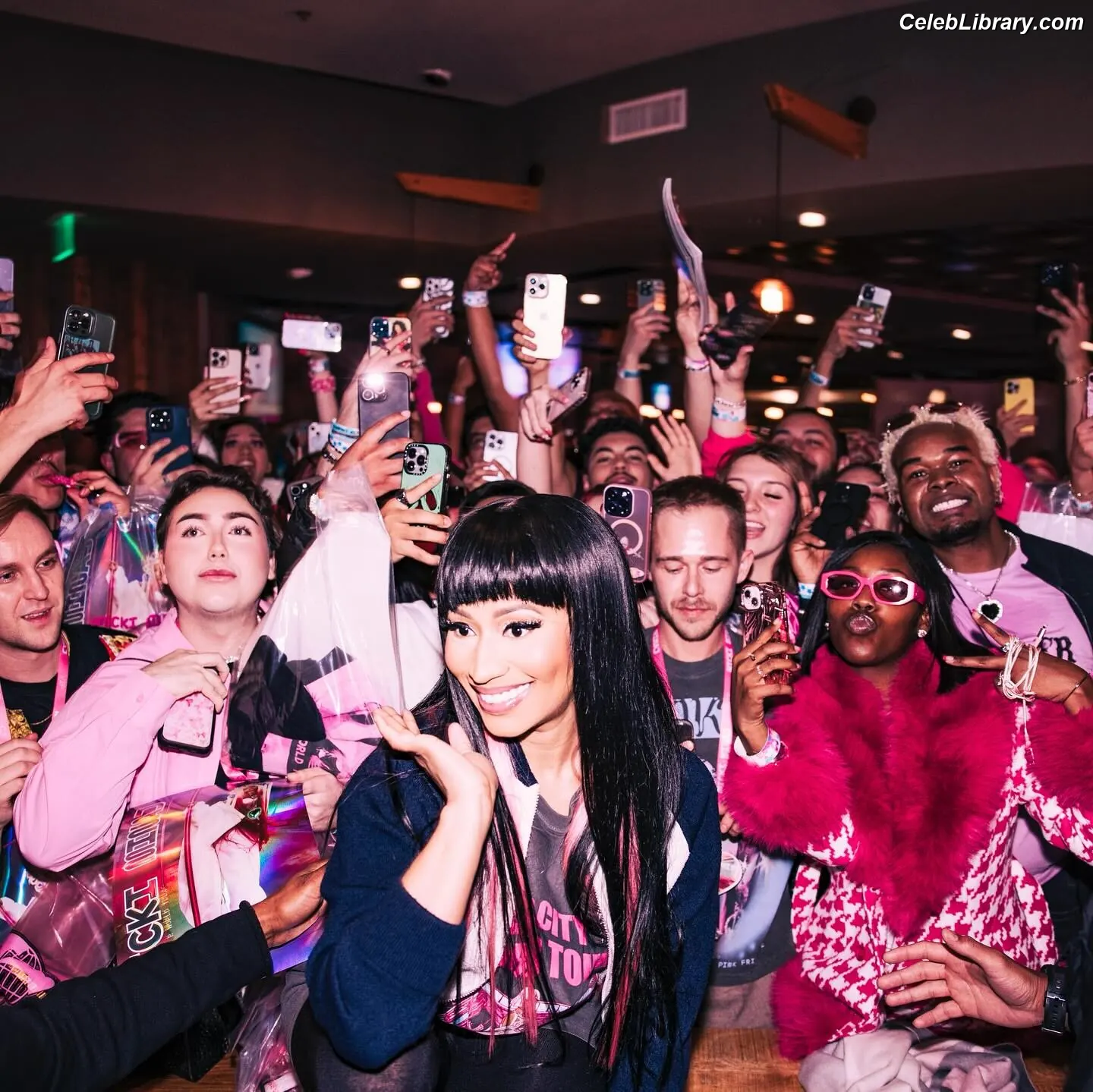Nicki Minaj photo 17 of 1009