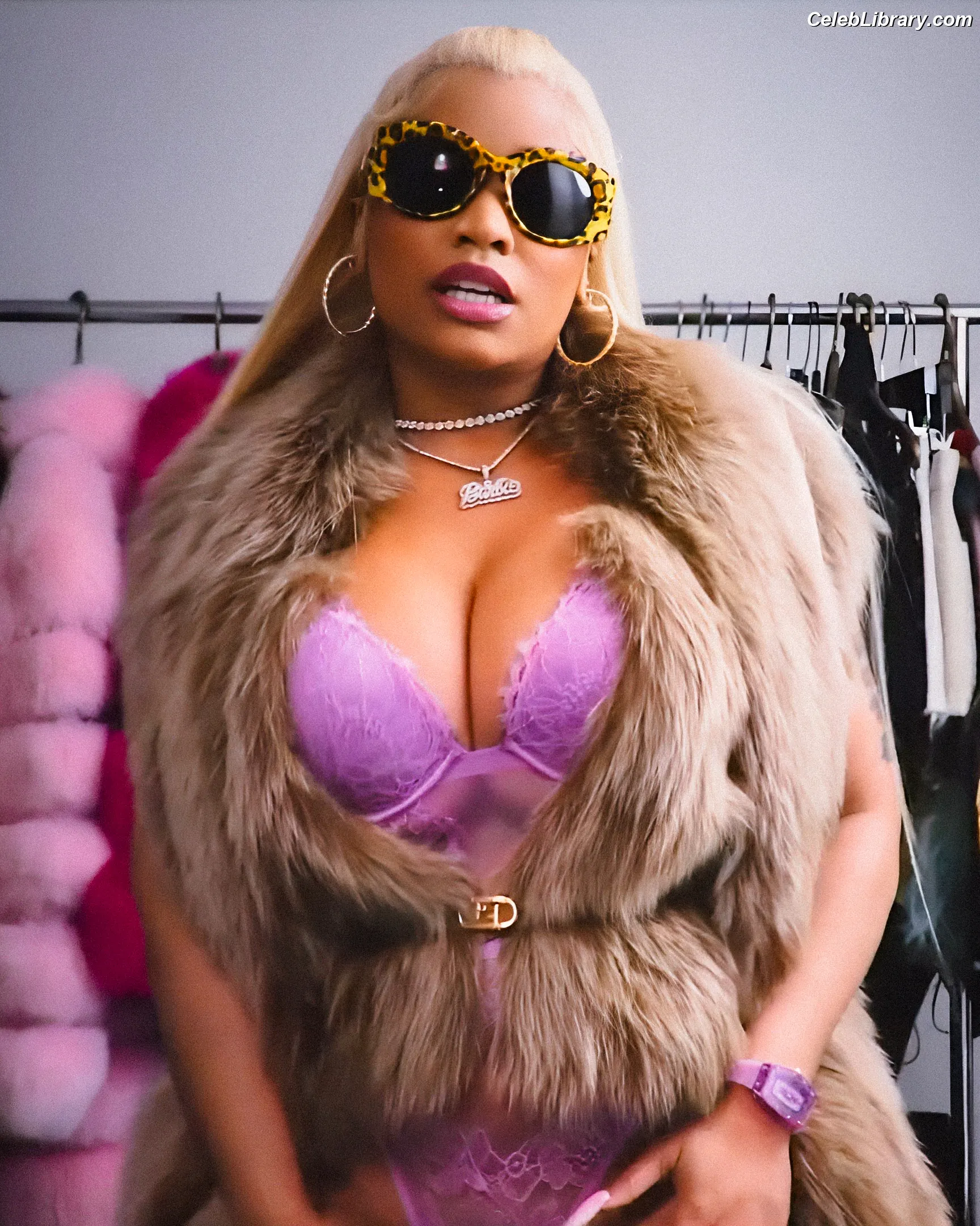 Nicki Minaj photo 5 of 1009