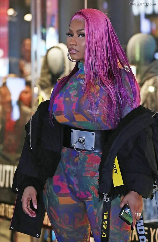 Nicki Minaj photo 9 of 983