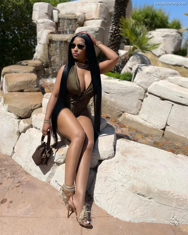 Nicki Minaj photo 13 of 983
