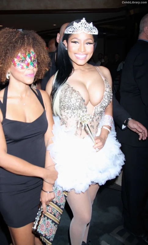 Nicki Minaj photo 5 of 983