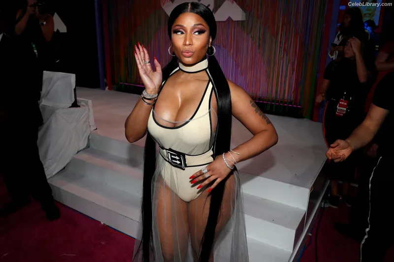 Nicki Minaj photo 16 of 983