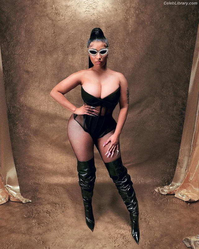 Nicki Minaj photo 22 of 983