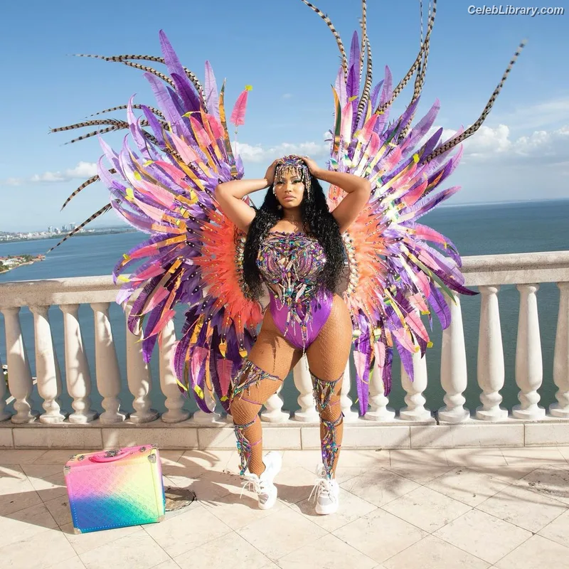 Nicki Minaj photo 15 of 983