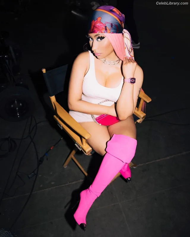 Nicki Minaj photo 24 of 983