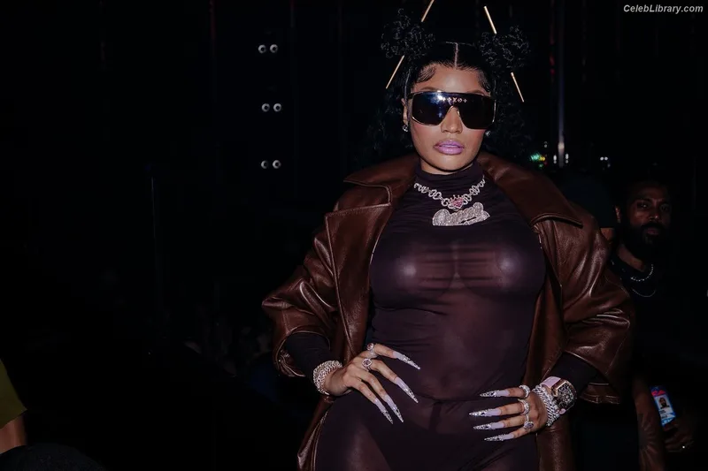 Nicki Minaj photo 15 of 983