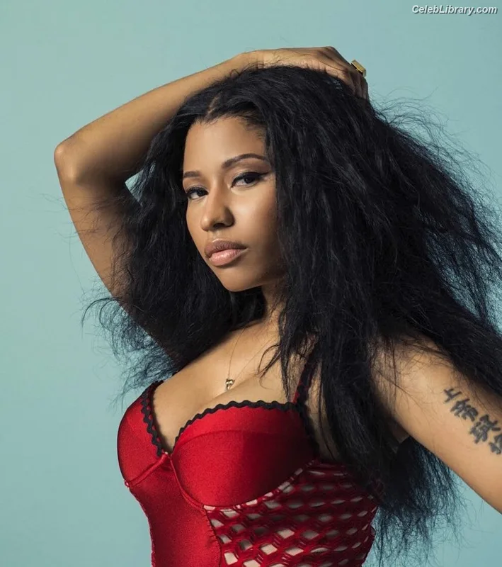 Nicki Minaj photo 17 of 983