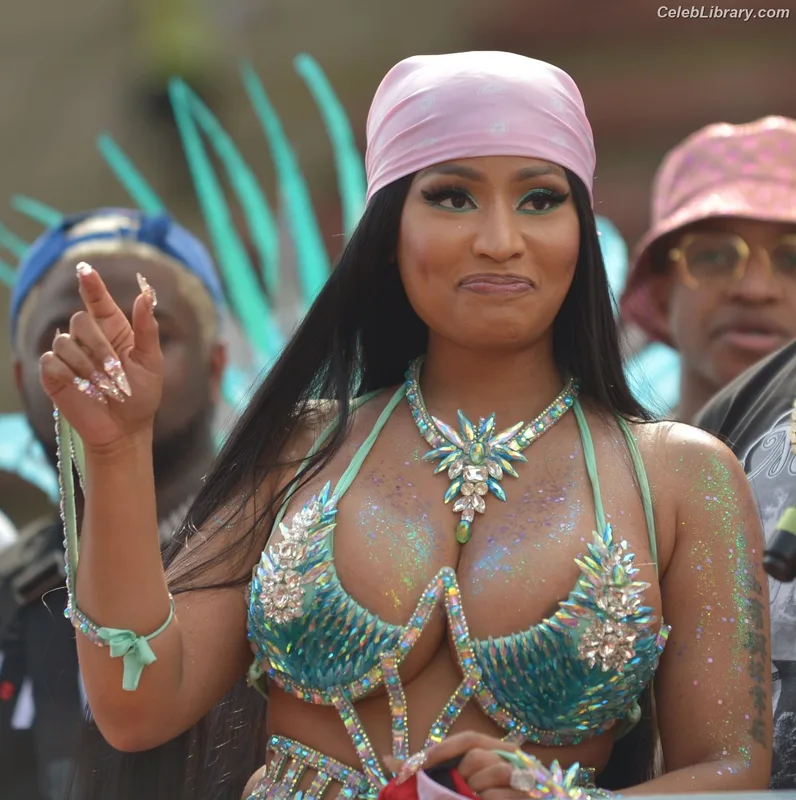Nicki Minaj photo 15 of 983