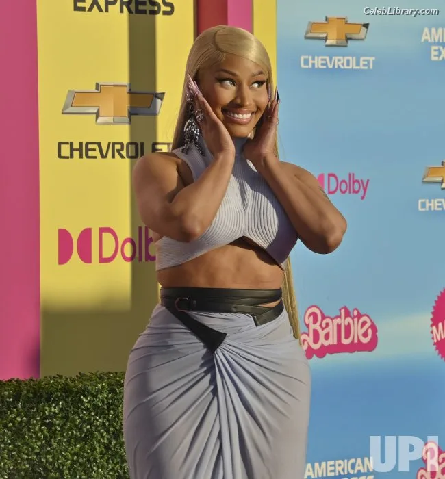 Nicki Minaj photo 7 of 983
