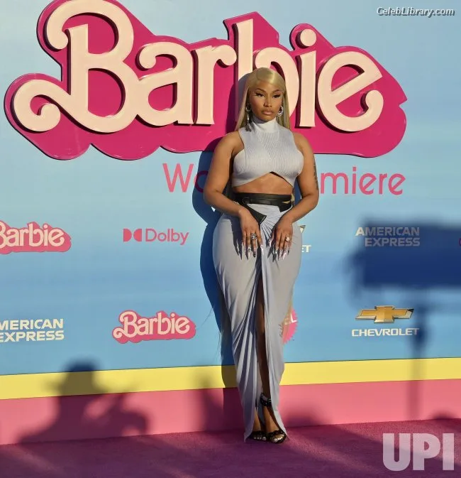 Nicki Minaj photo 8 of 983