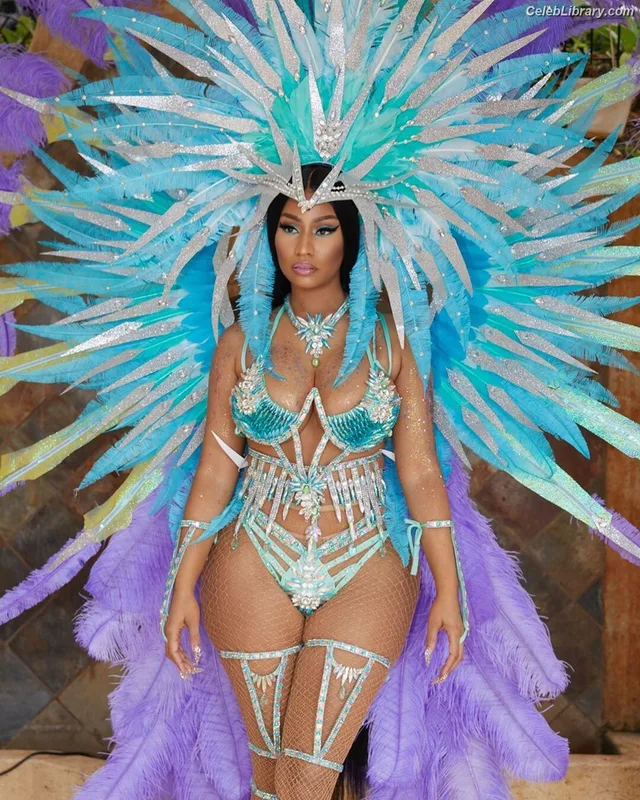 Nicki Minaj photo 21 of 983