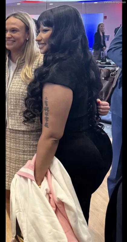 Nicki Minaj photo 22 of 983