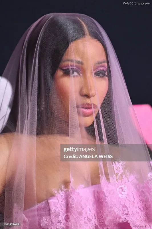 Nicki Minaj photo 15 of 983