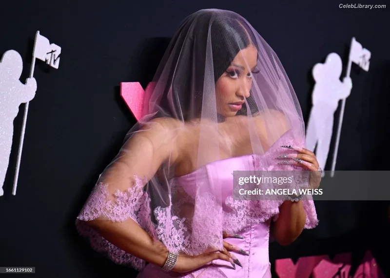 Nicki Minaj photo 16 of 983