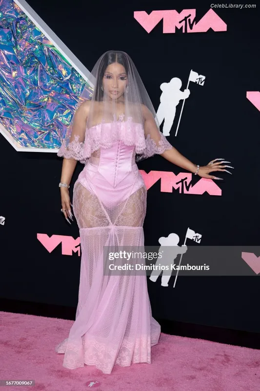 Nicki Minaj photo 20 of 983