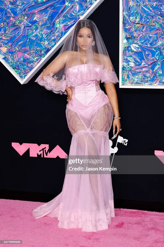 Nicki Minaj photo 24 of 983