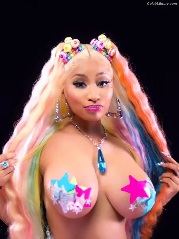 Nicki Minaj photo 17 of 983