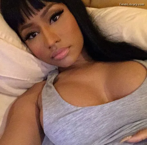 Nicki Minaj photo 24 of 983