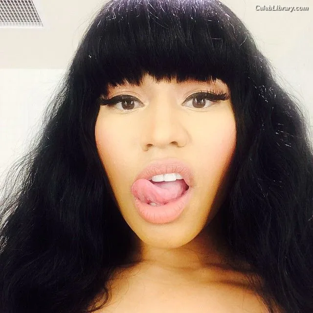 Nicki Minaj photo 3 of 983