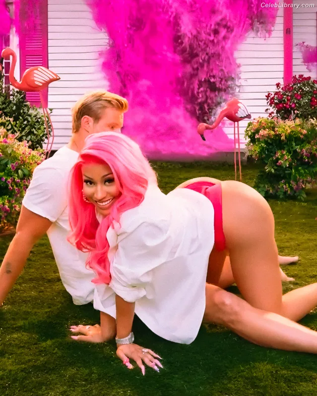 Nicki Minaj photo 22 of 983