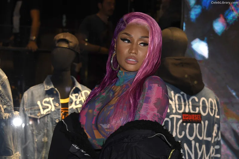 Nicki Minaj photo 10 of 983