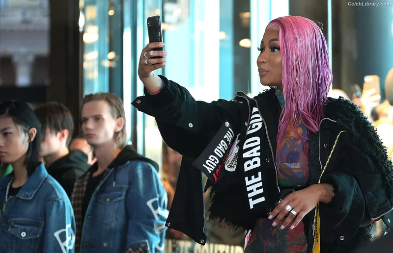 Nicki Minaj photo 11 of 983