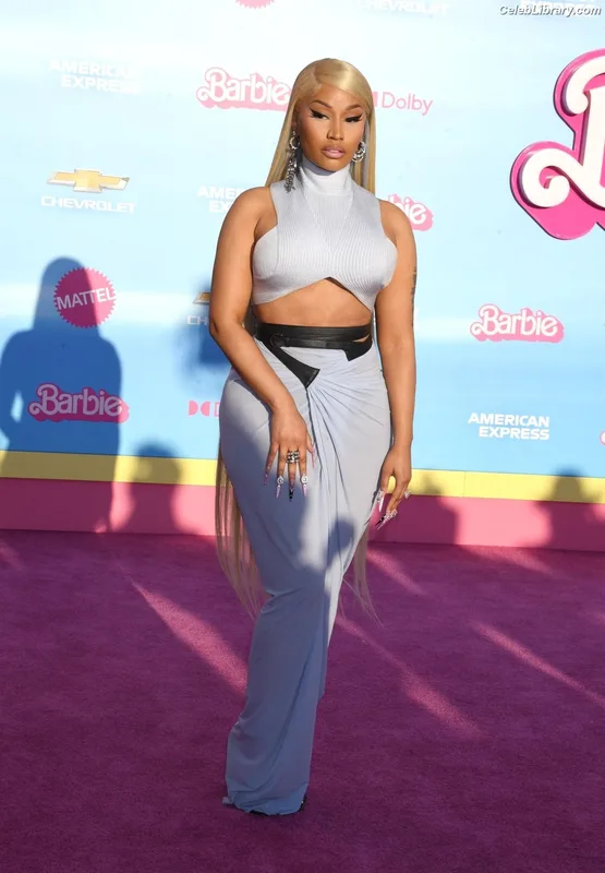 Nicki Minaj photo 21 of 983