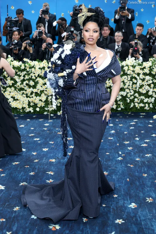 Nicki Minaj photo 15 of 983