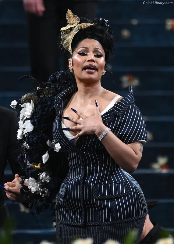 Nicki Minaj photo 6 of 983