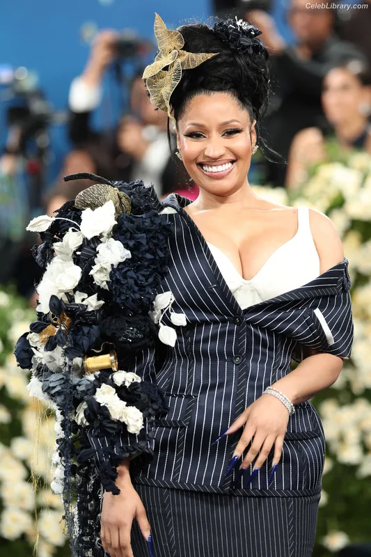 Nicki Minaj photo 11 of 983