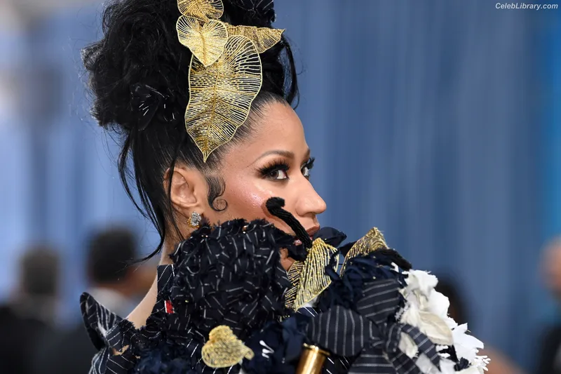 Nicki Minaj photo 5 of 983