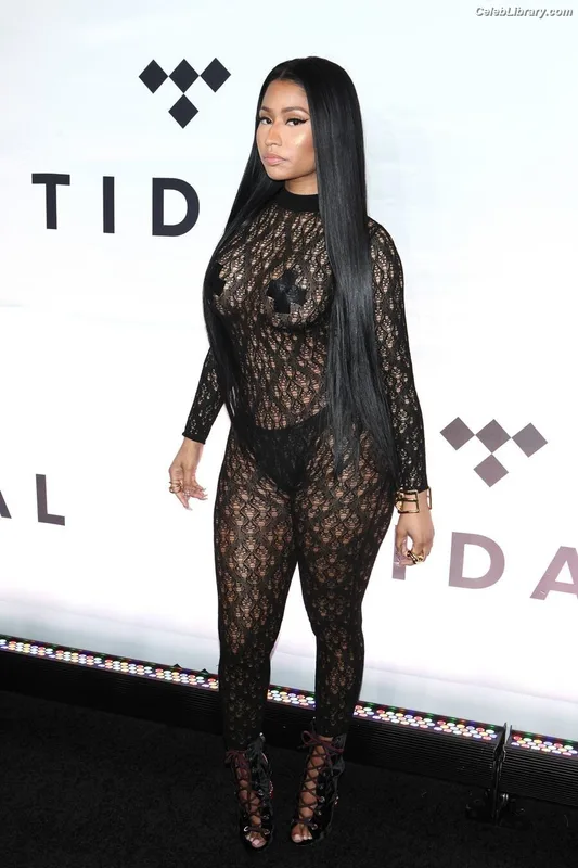 Nicki Minaj photo 7 of 983