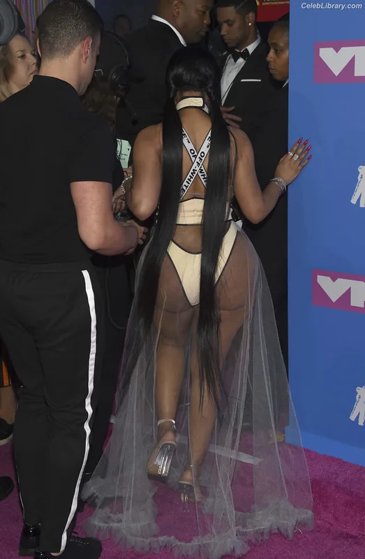 Nicki Minaj photo 15 of 983