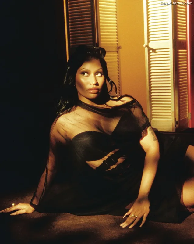 Nicki Minaj photo 14 of 983