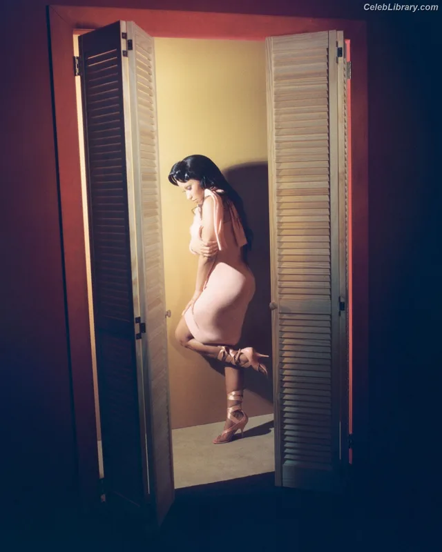 Nicki Minaj photo 16 of 983