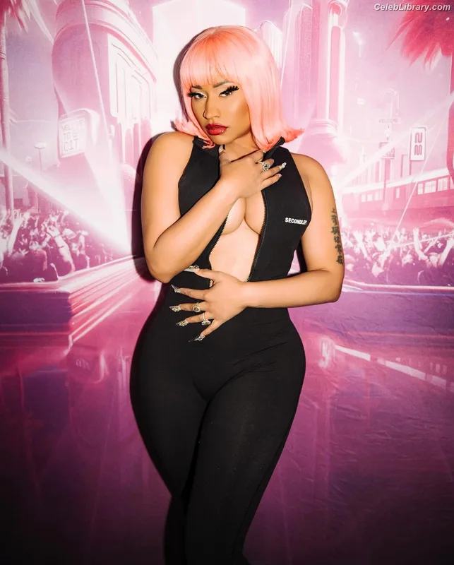Nicki Minaj photo 13 of 983