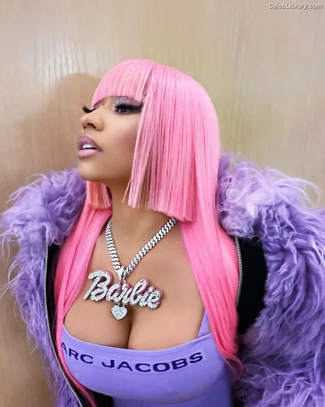 Nicki Minaj photo 12 of 983
