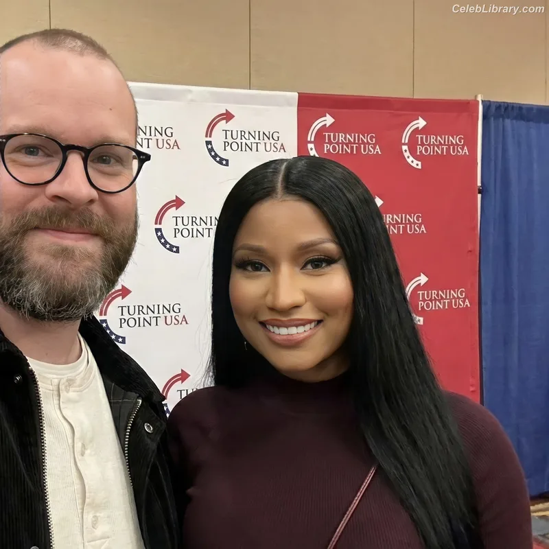 Nicki Minaj photo 22 of 983