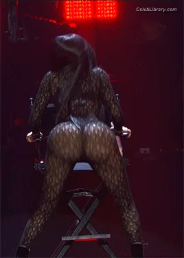 Nicki Minaj photo 24 of 983
