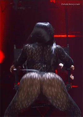 Nicki Minaj photo 6 of 983