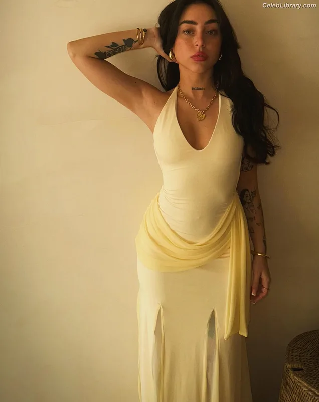 nicki nicole photo 11 of 262