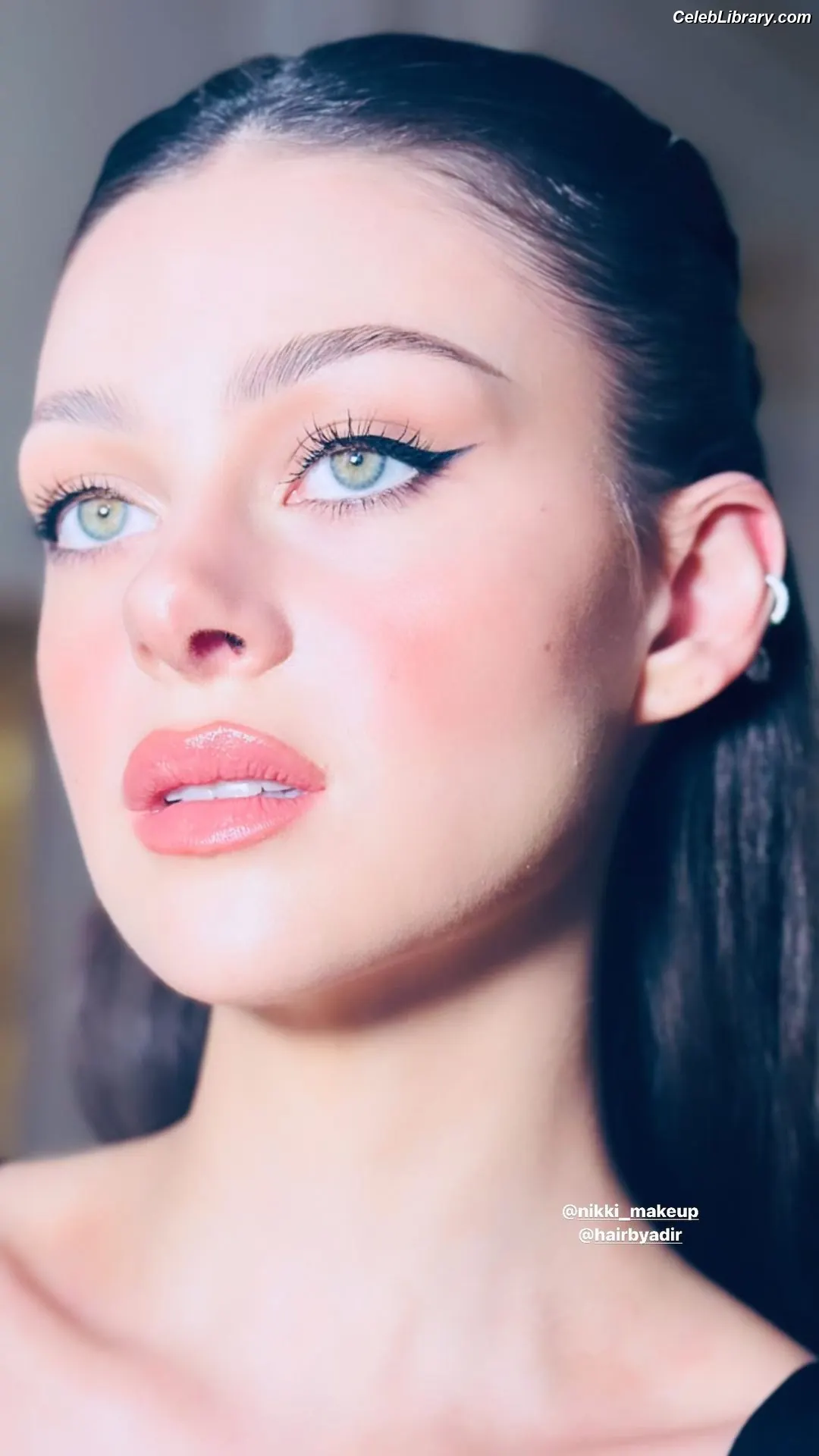 Nicola Peltz photo 14 of 240