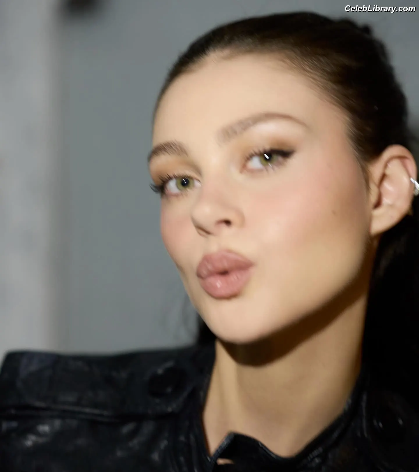 Nicola Peltz photo 6 of 240