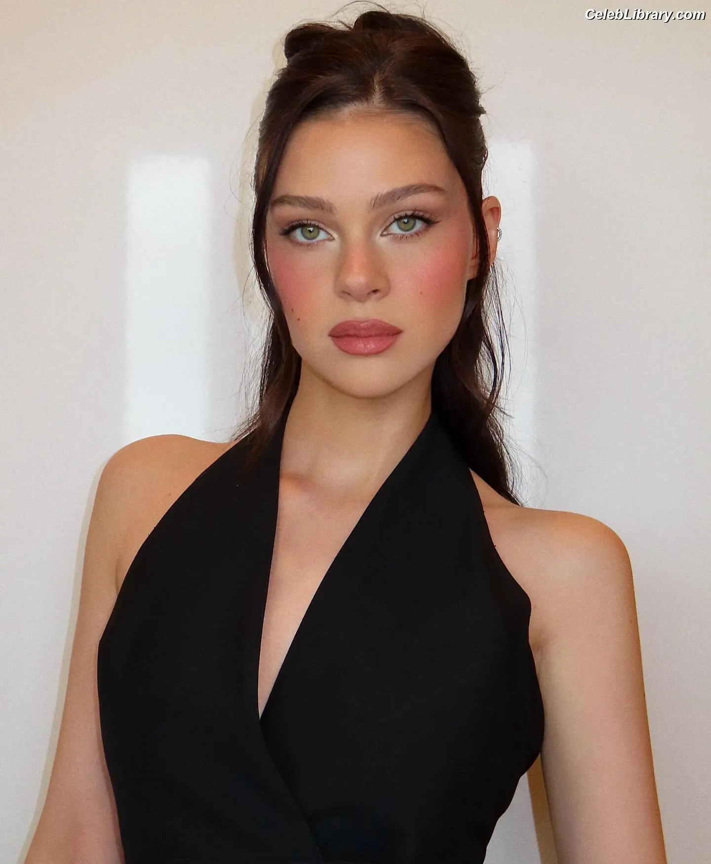 Nicola Peltz photo 19 of 240